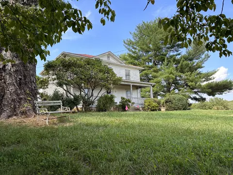 13059 Big Island Hwy, Big Island, VA 24526