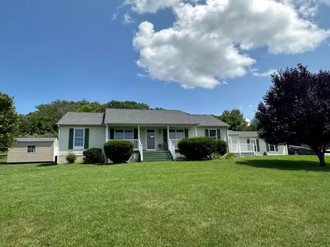 37 Cherry Ridge Ln, Lexington, VA 24450