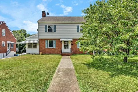 3530 Courtland Rd NW, Roanoke, VA 24012