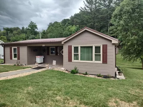 4037 Eggleston Rd, Pearisburg, VA 24134