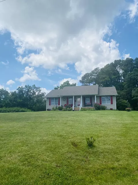 1175 Lipscomb Rd, Moneta, VA 24121