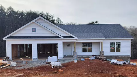 245 Windsor Castle Dr, Moneta, VA 24121