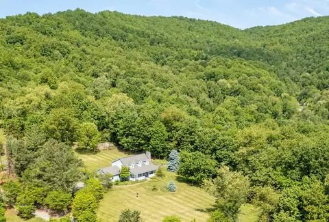 1309 Bordelon Dr, Thaxton, VA 24174