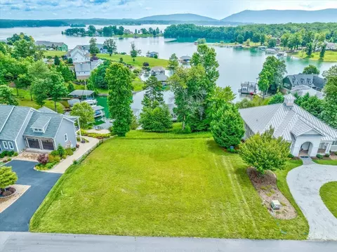 lot34 Compass Cove Cir, Moneta, VA 24121 photo 4