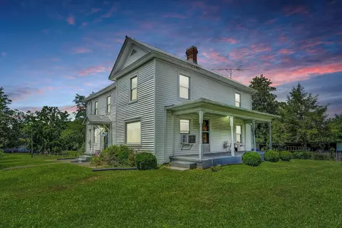 1060 Byrds Mill Rd, Glade Hill, VA 24092