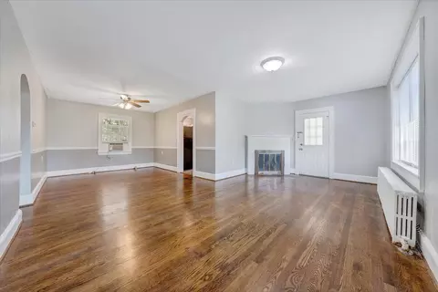 212 Juniper St NW, Roanoke, VA 24017 photo 3