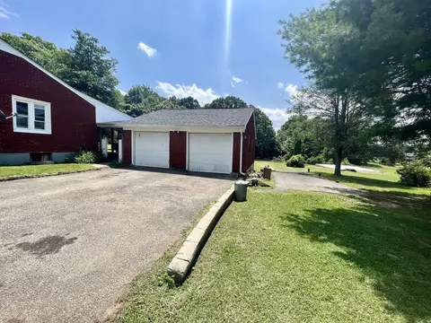 2945 Baker Dr, Vinton, VA 24179 photo 4