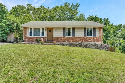2835 Emissary Dr, Roanoke, VA 24019
