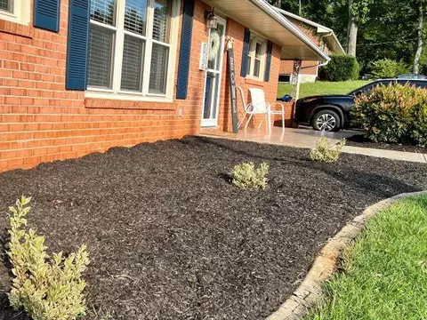 185 Sheffield Rd, Ridgeway, VA 24148 photo 3