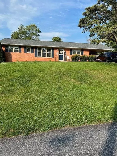 185 Sheffield Rd, Ridgeway, VA 24148 photo 2