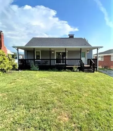 220 E Gray St, Covington, VA 24426 photo 15