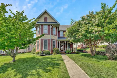 2609 Queens Way, Vinton, VA 24179
