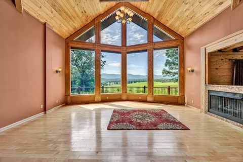 658 Hardbarger Rd, Buchanan, VA 24066 photo 17