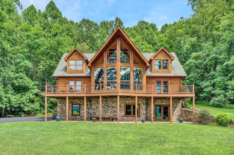 658 Hardbarger Rd, Buchanan, VA 24066 photo 1