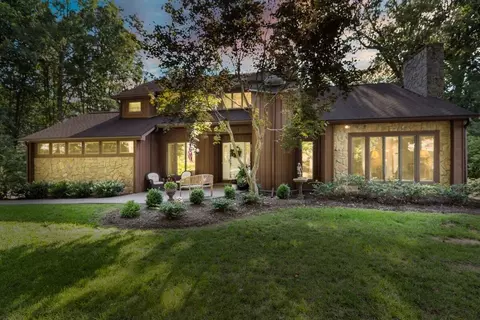 255 Patricia Ln, Christiansburg, VA 24073