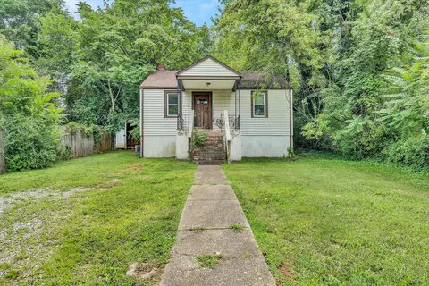 979 Westside Blvd NW, Roanoke, VA 24017