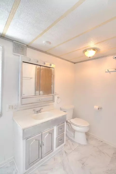 1484 Navigation Pt, Goodview, VA 24095 photo 22