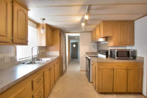 1484 Navigation Pt, Goodview, VA 24095 photo 9