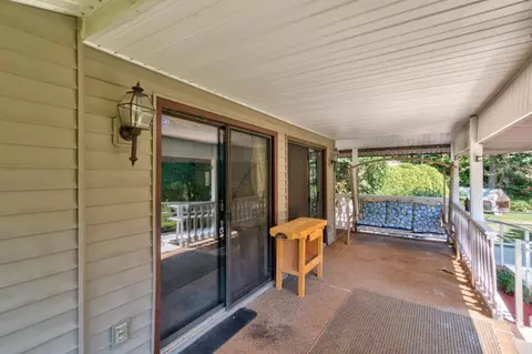 1484 Navigation Pt, Goodview, VA 24095 photo 3