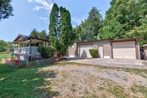 1484 Navigation Pt, Goodview, VA 24095 photo 5