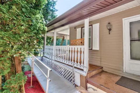 1484 Navigation Pt, Goodview, VA 24095 photo 4