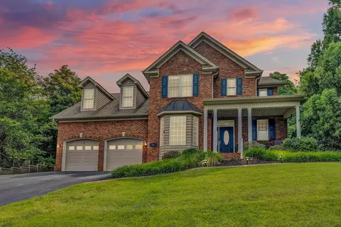 71 Brookwood Cir, Roanoke, VA 24019