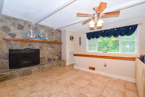 1851 Morris Rd, Goodview, VA 24095 photo 6
