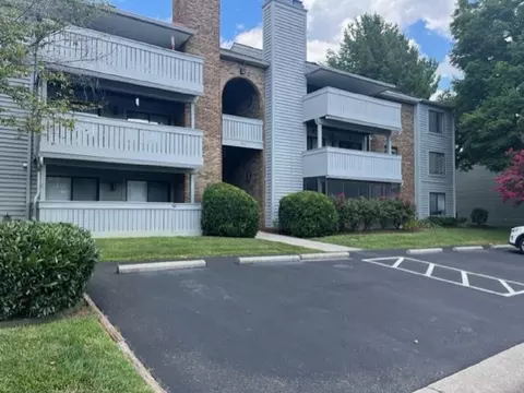 2310 Wood Gate Ln, Salem, VA 24153