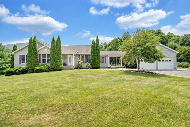 106 Nalleys Cir Covington VA 24426 38 Photos Movoto