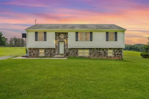 3423 Phelps Rd, Bedford, VA 24523