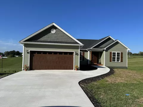 1113 Timberwood Ln, Moneta, VA 24121