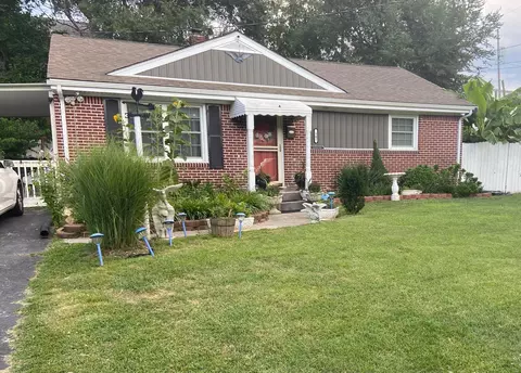 2501 Spring Hollow Ave NW, Roanoke, VA 24012