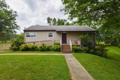 2628 Cannady Rd NE, Roanoke, VA 24012