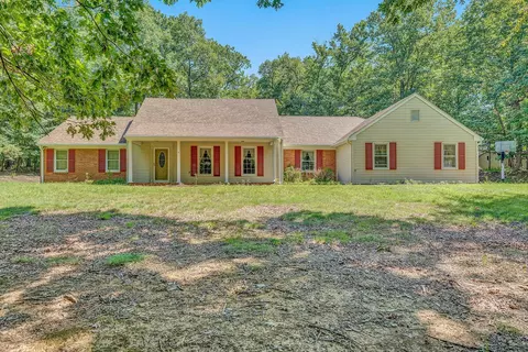 368 Foxcroft Dr, Blue Ridge, VA 24064