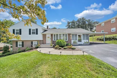1950 Hope Rd SW, Roanoke, VA 24018