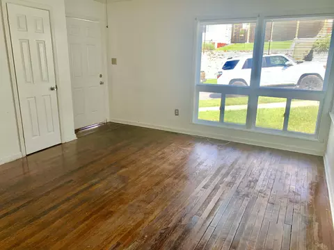 53 Alleghany St, Clifton Forge, VA 24422 photo 5