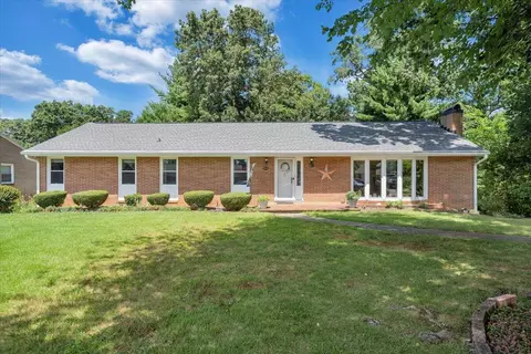 846 Dexter Rd, Roanoke, VA 24019