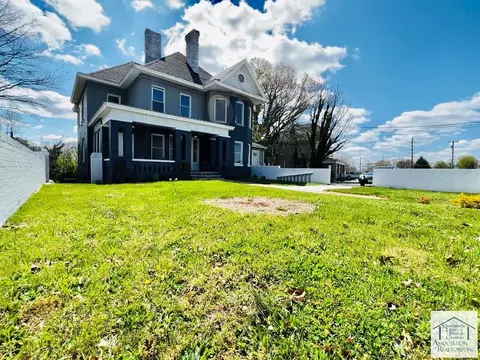 307 Starling Ave, Martinsville, VA 24112