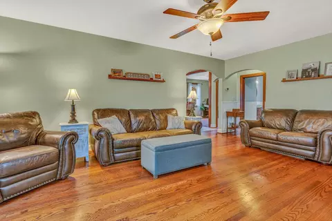 1063 Goodview Rd, Goodview, VA 24095 photo 4