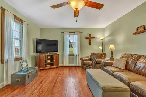 1063 Goodview Rd, Goodview, VA 24095 photo 3