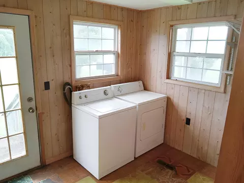 201 Culpepper Ave, Buchanan, VA 24066 photo 13