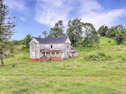 258 Apple Way SE, Floyd, VA 24091 photo 4
