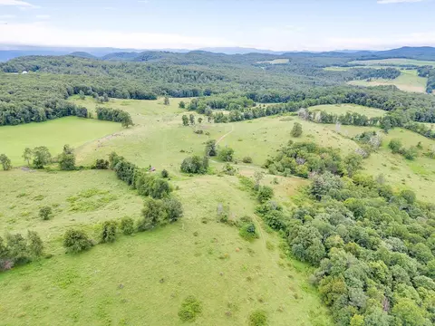 258 Apple Way SE, Floyd, VA 24091 photo 9