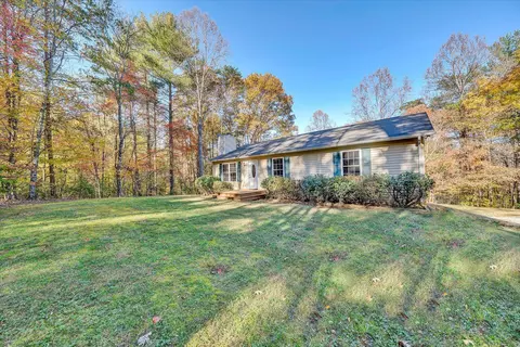 85 Buck Dr, Hardy, VA 24101