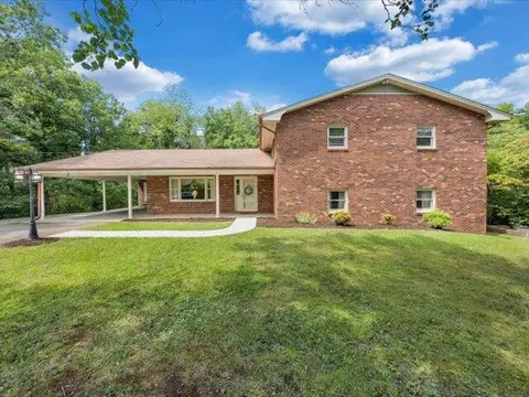 2303 Figsboro Rd, Martinsville, VA 24112