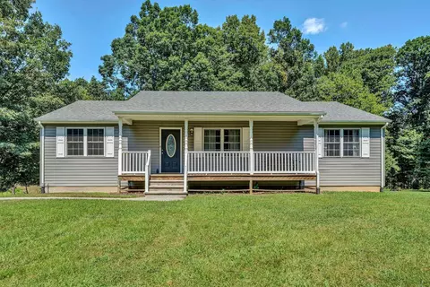 5439 Jordantown Rd, Vinton, VA 24179