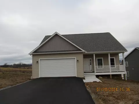 5207 Country Meadow Dr, Dublin, VA 24084
