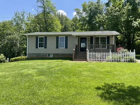5239 Everett Rd, Forest, VA 24551