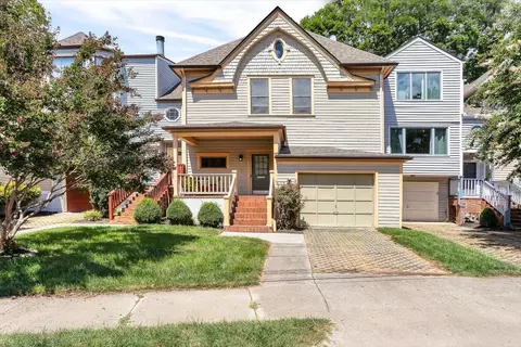 359 Woods Ave SW, Roanoke, VA 24016