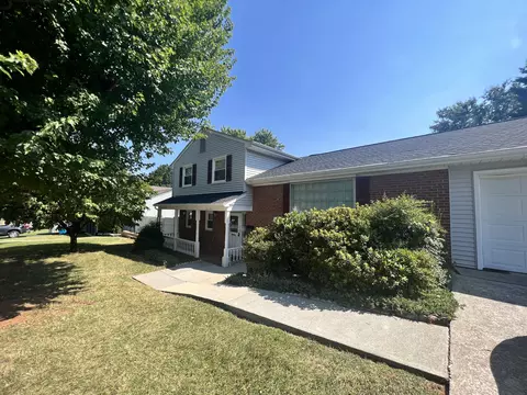 213 Monterey Ave NE, Roanoke, VA 24012
